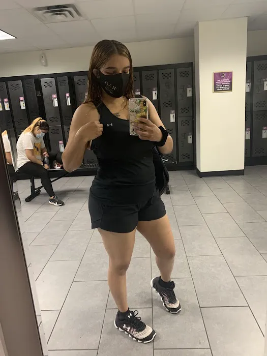 Planet Fitness Picture 10
