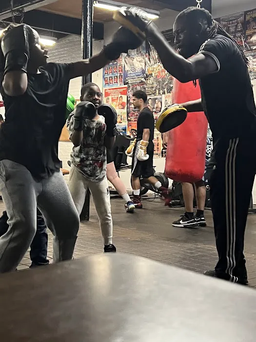 Ike & Randy's Boxing Gym Picture 9