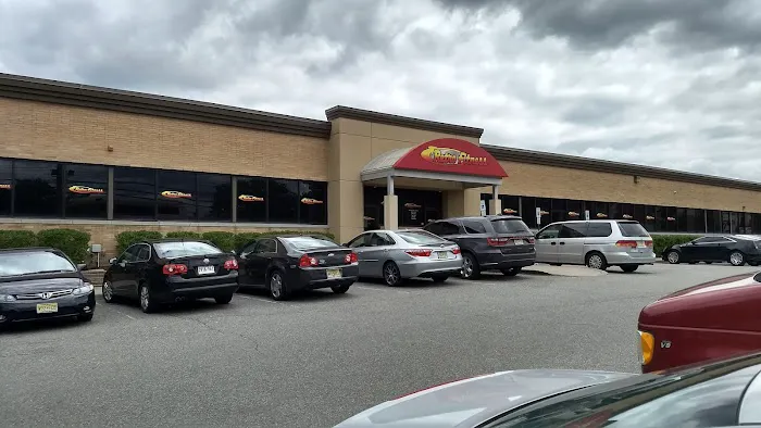 Retro Fitness Picture 6