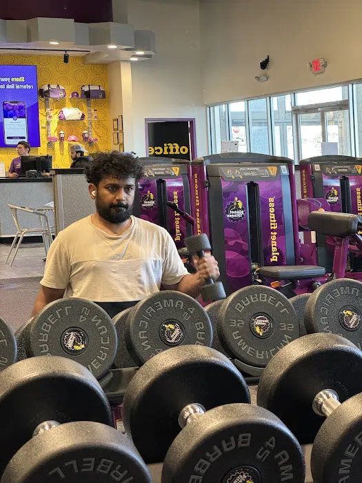Planet Fitness Picture 7