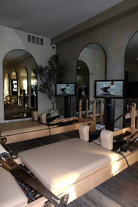 The Mové Luxury Wellness Picture 2