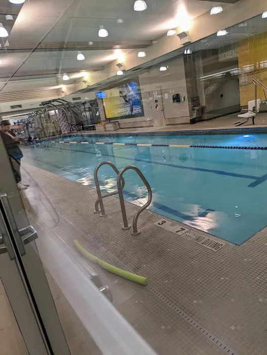 LA Fitness Picture 6
