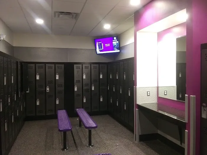 Planet Fitness Picture 8