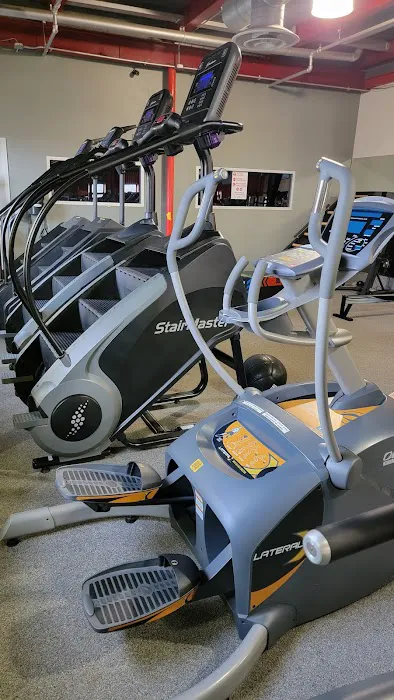 Alternative Health Club Gym Picture 6