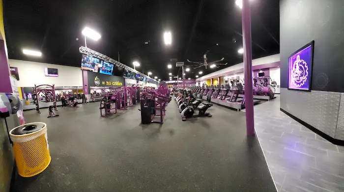 Planet Fitness Picture 2