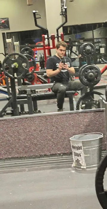 Flex Fitness Picture 4