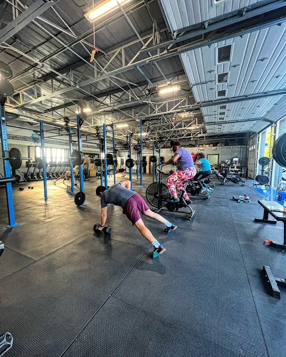 CrossFit For The People Picture 3