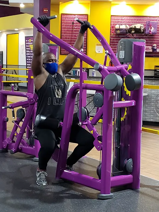 Planet Fitness Picture 4