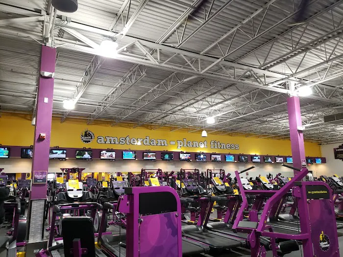 Planet Fitness Picture 10