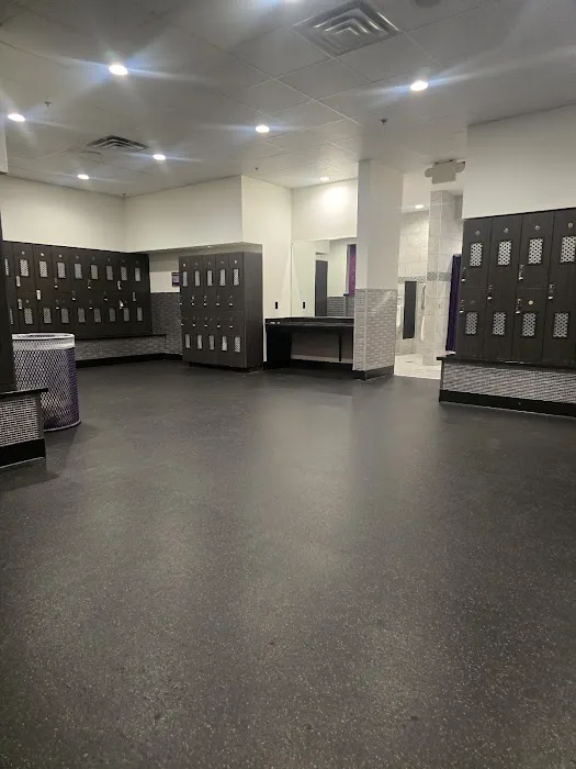 Planet Fitness Picture 5