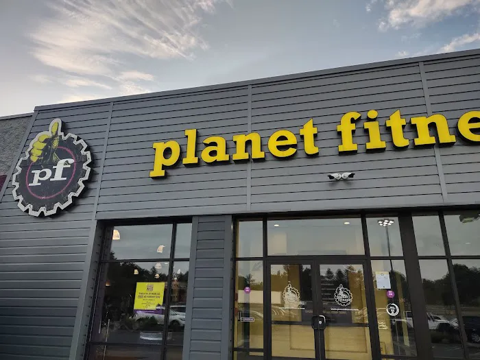 Planet Fitness Picture 10