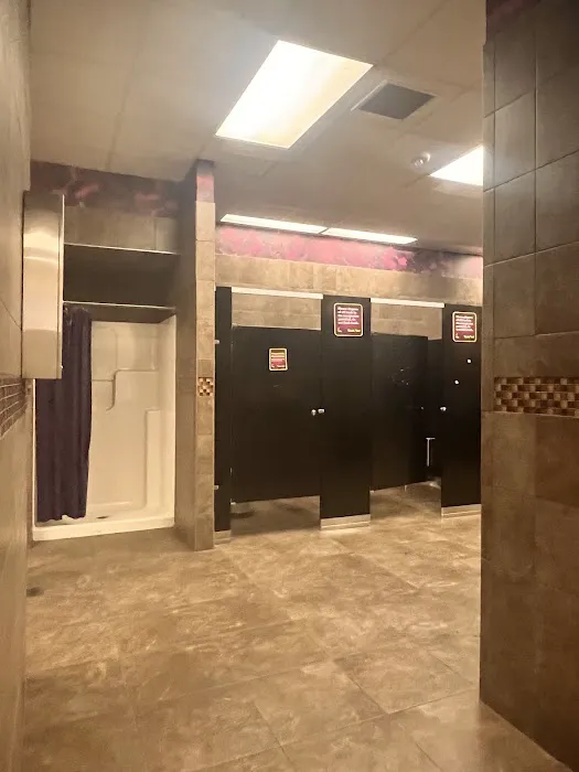 Planet Fitness Picture 1