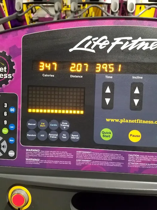 Planet Fitness Picture 9