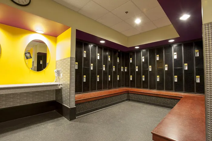 Planet Fitness Picture 6