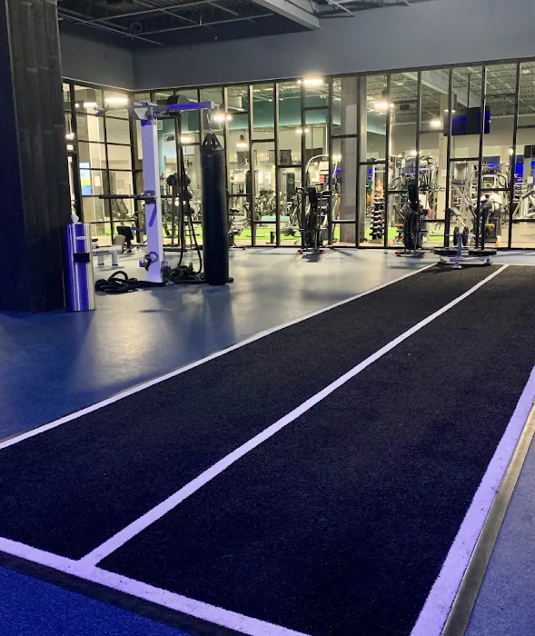 LEVEL Fitness in Yorktown Picture 9