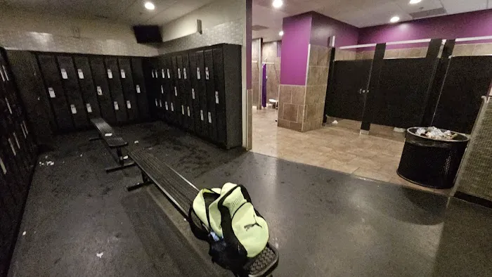 Planet Fitness Picture 8