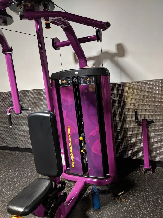 Planet Fitness Picture 1