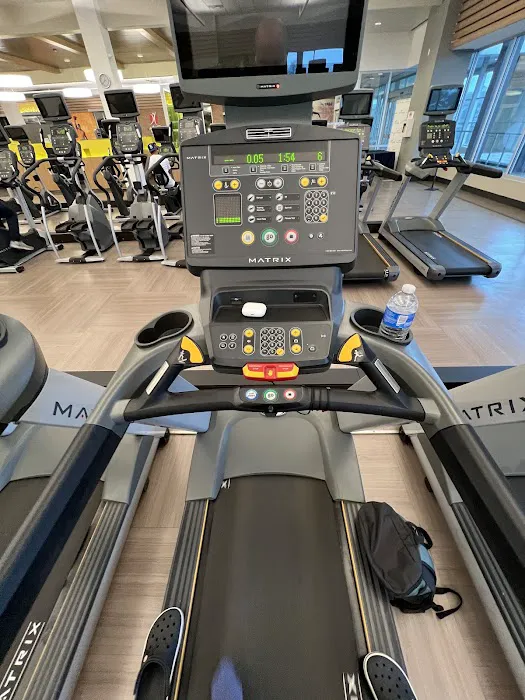 LA Fitness Picture 1