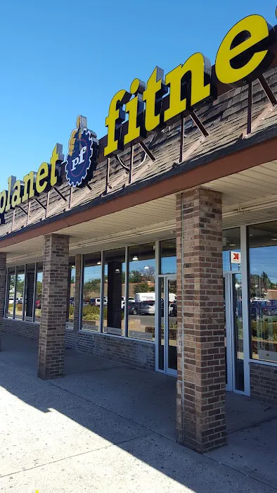 Planet Fitness Picture 2