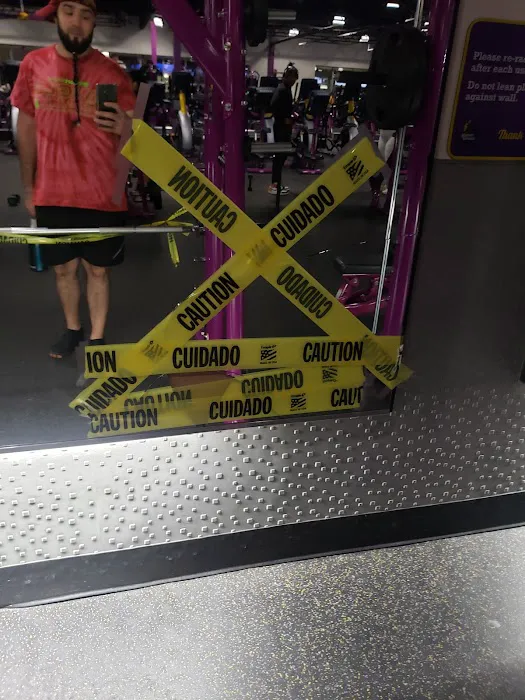 Planet Fitness Picture 8