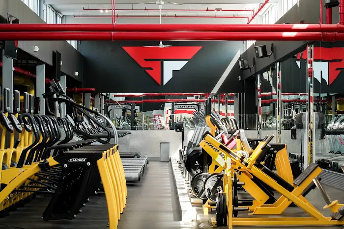 Signature Fitness Picture 7