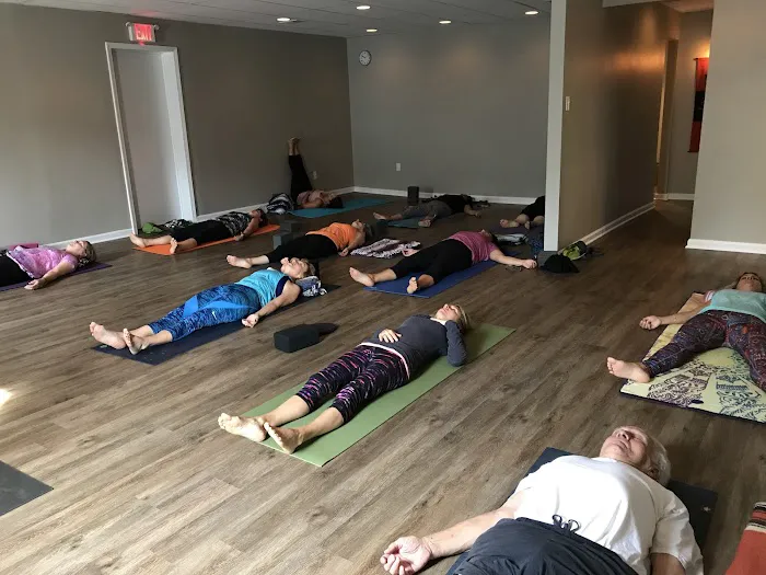 Lakeview Yoga Studio Picture 4