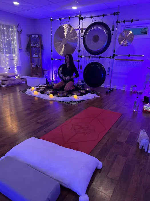 Sunnie Vibes Studio Yoga & Wellness Picture 2