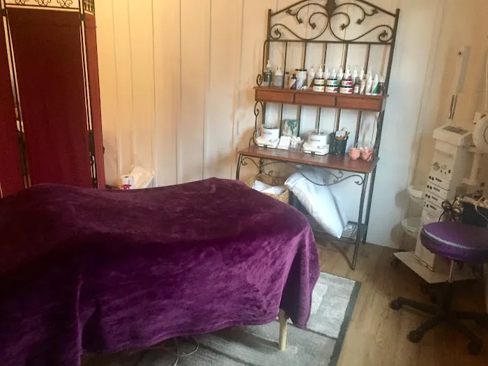 Om Shanti Yoga & Healing Arts Picture 1