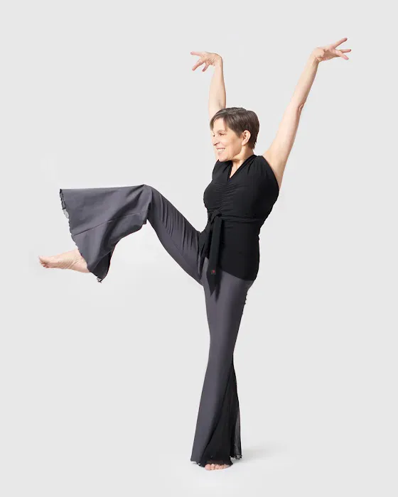 The Center for Nia and Yoga Picture 4