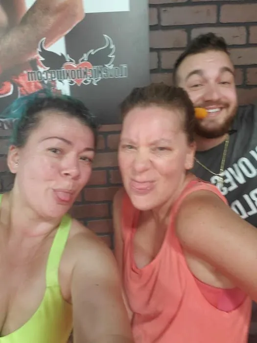 iLoveKickboxing - Colonie Picture 5
