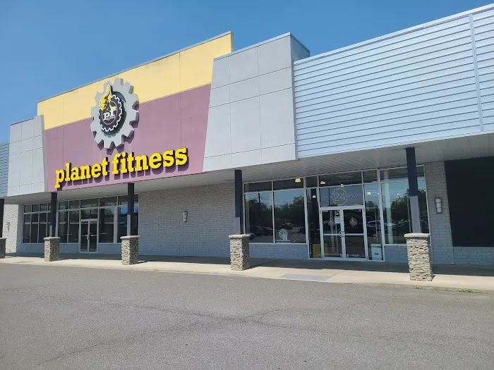 Planet Fitness Picture 5