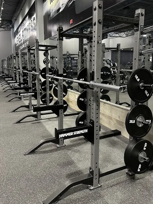Level Fitness Somers Picture 4