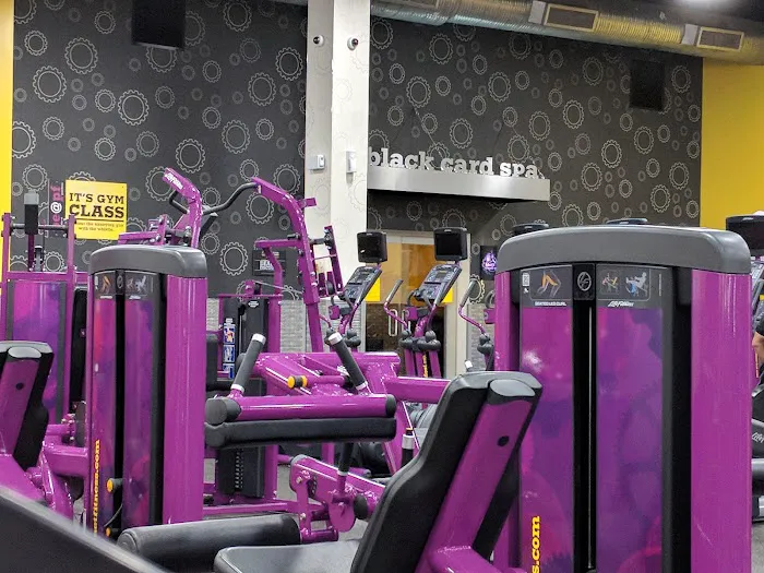 Planet Fitness Picture 10