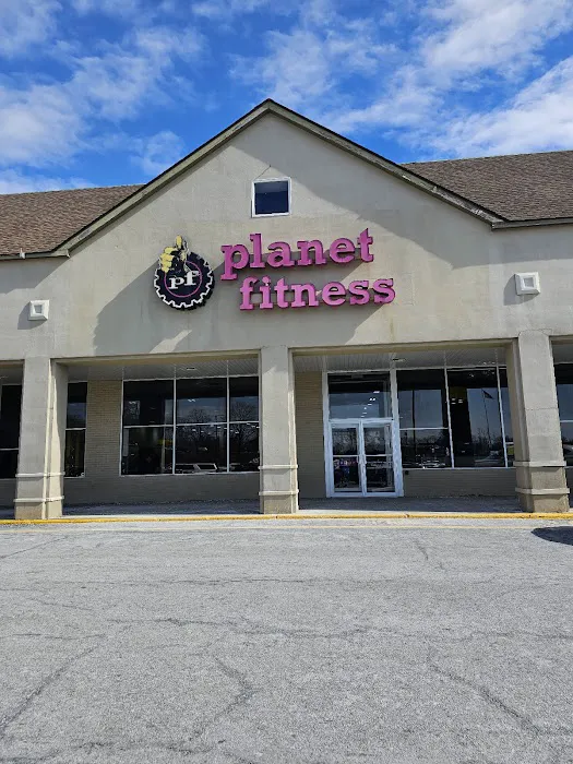 Planet Fitness Picture 6