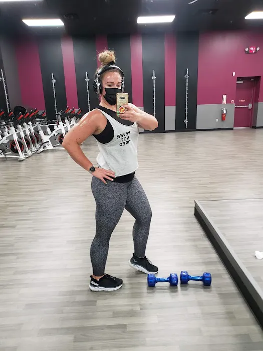 Crunch Fitness - Clifton Picture 4