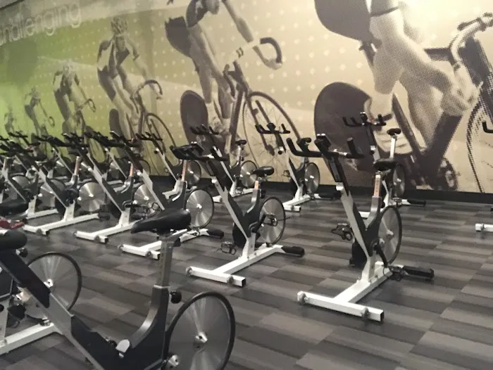 LA Fitness Picture 8