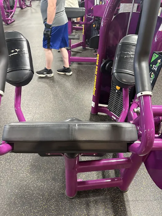 Planet Fitness Picture 9