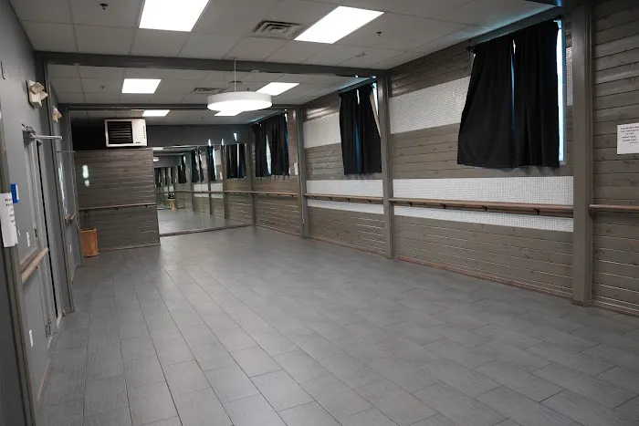Powerhouse Gym Saddle Brook Picture 1