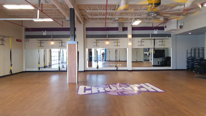 Crunch Fitness - Staten Island Picture 7