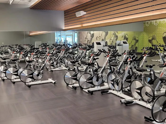 LA Fitness Picture 6