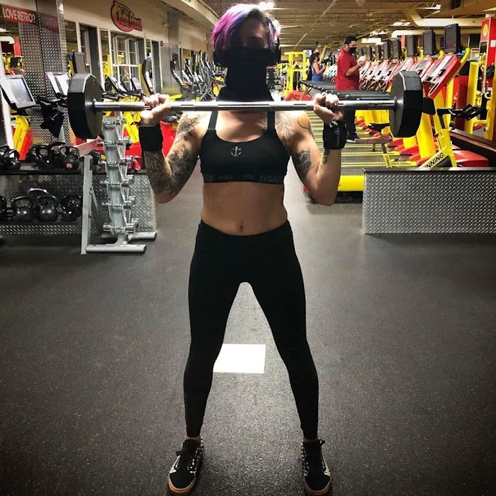 Retro Fitness Picture 5