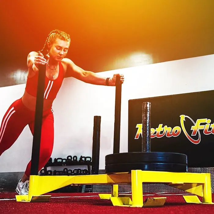 Retro Fitness Picture 7