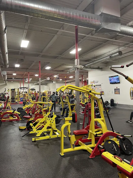 Retro Fitness Picture 10