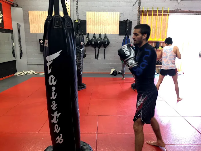 Jai Su Muay Thai Kickboxing Picture 6