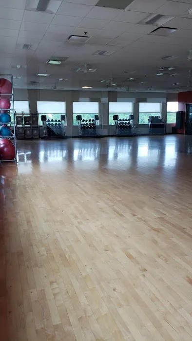 Onelife Fitness - Gainesville Heritage Village Picture 1