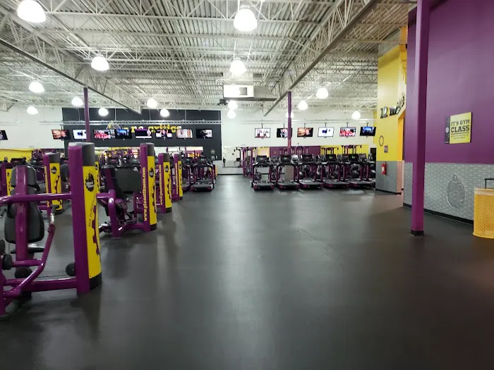 Planet Fitness Picture 10