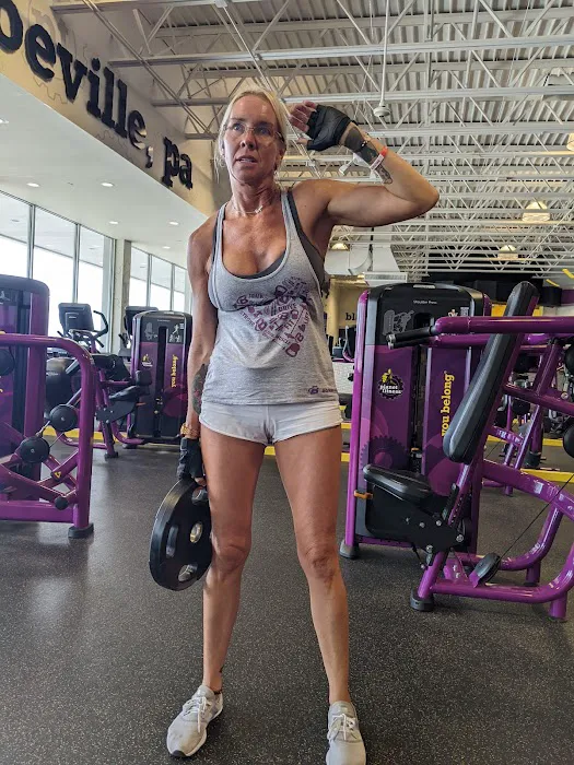 Planet Fitness Picture 7