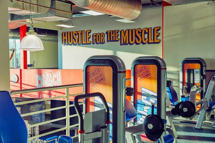 Crunch Fitness - Pleasant Hills Picture 2