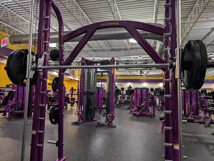 Planet Fitness Picture 10