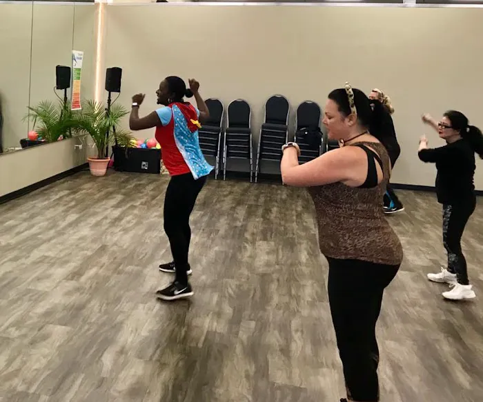 Fitness 19 Picture 7